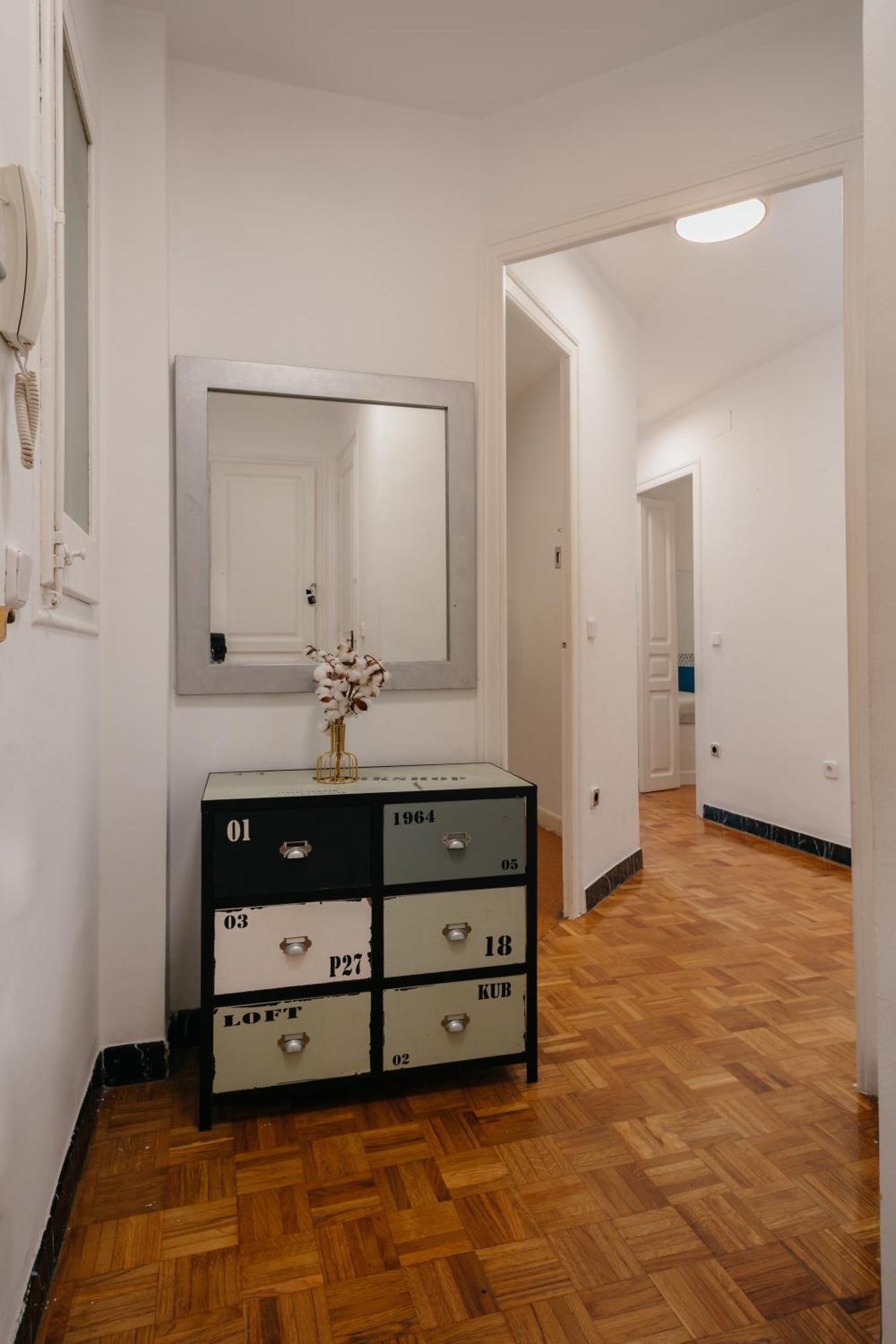 Nice Apartment Барселона Екстериор снимка